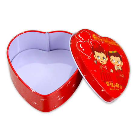 heart shape box with wedding